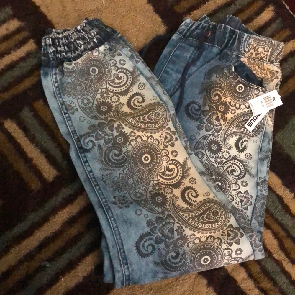 Imperious EST.1993 Jeans - Picture 3 of 6